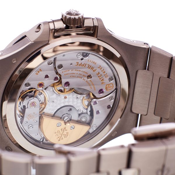 Patek Philippe Nautilus 5740/1G-001